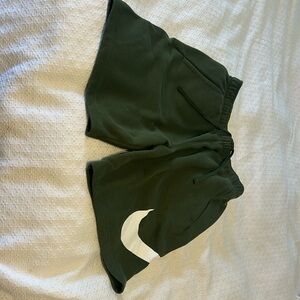 NWOT Nike sweatpant shirts men’s small